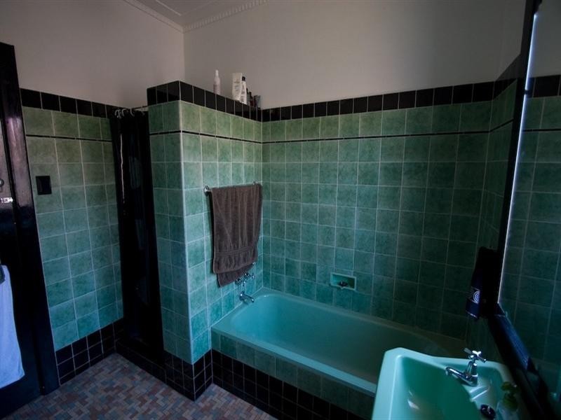 231 Rode Road, Wavell Heights QLD 4012