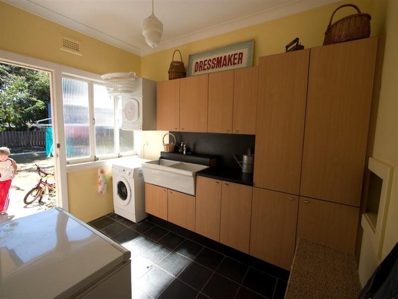 231 Rode Road, Wavell Heights QLD 4012