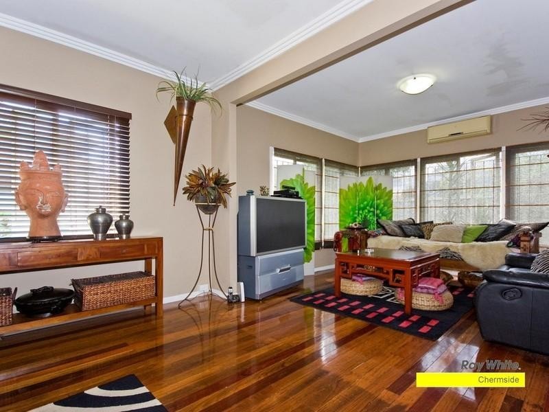 230 Webster Road, Stafford QLD 4053