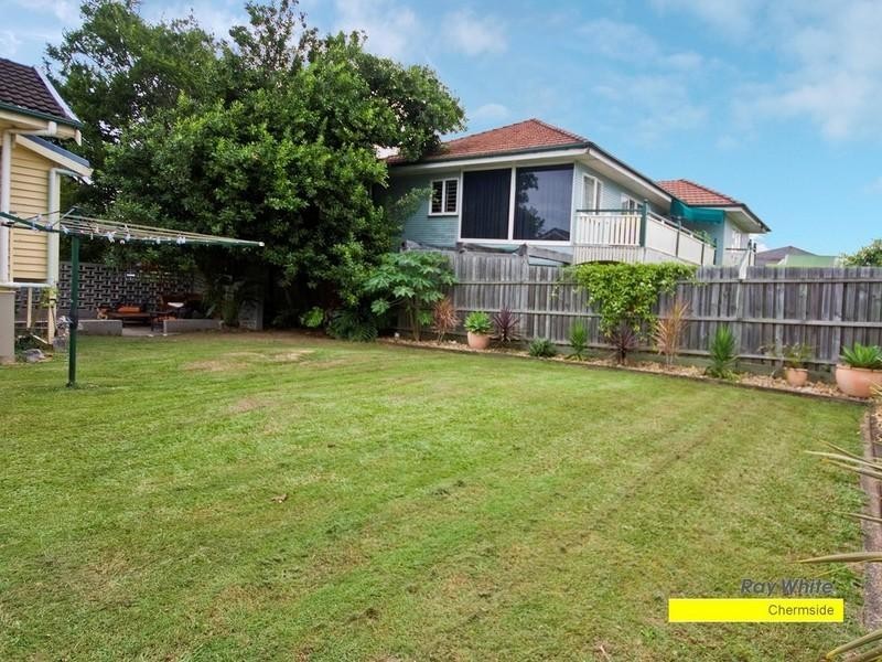 230 Webster Road, Stafford QLD 4053