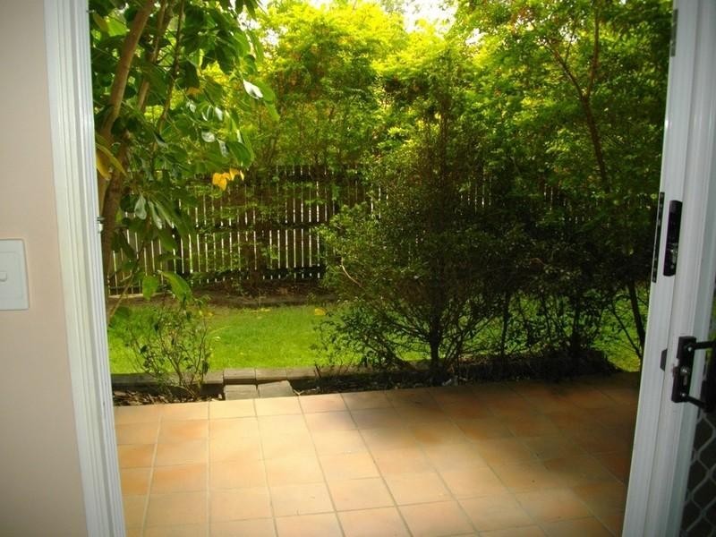 1/27 Norman Drive, Chermside QLD 4032