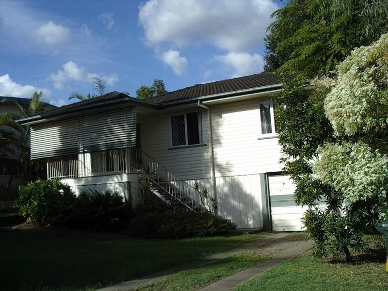 18 Narthanya Street, Chermside West QLD 4032