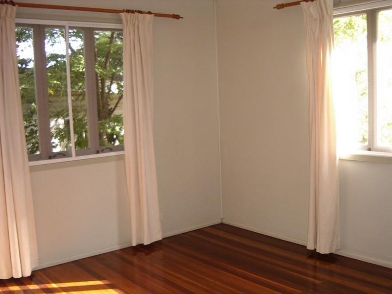 18 Narthanya Street, Chermside West QLD 4032