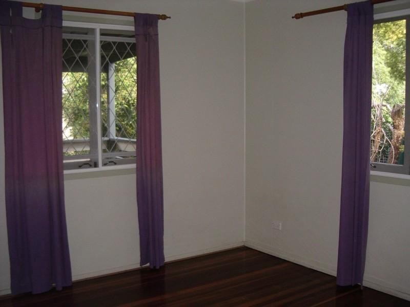 18 Narthanya Street, Chermside West QLD 4032