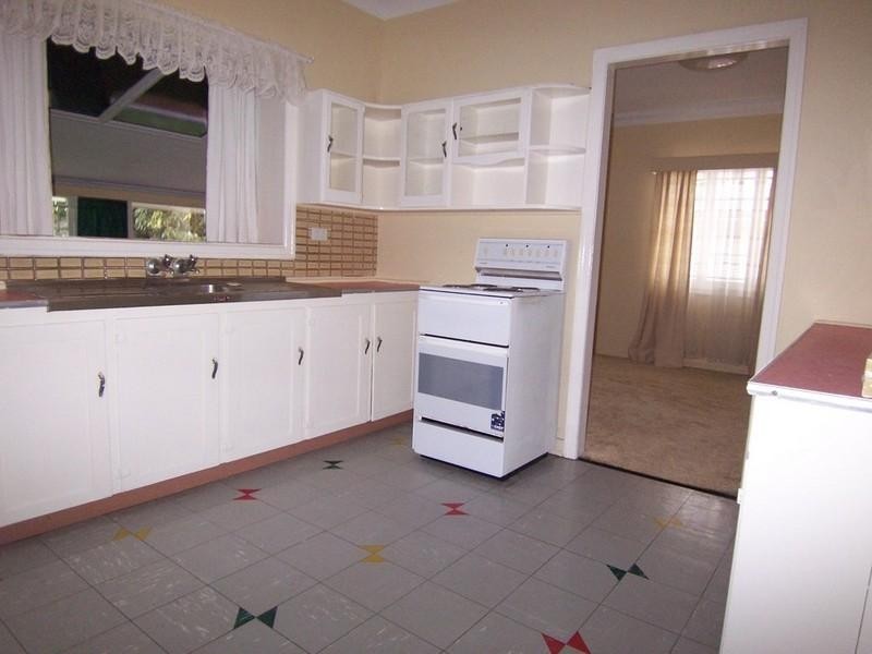 17 Dawn Street, Kedron QLD 4031