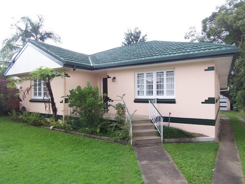 17 Dawn Street, Kedron QLD 4031