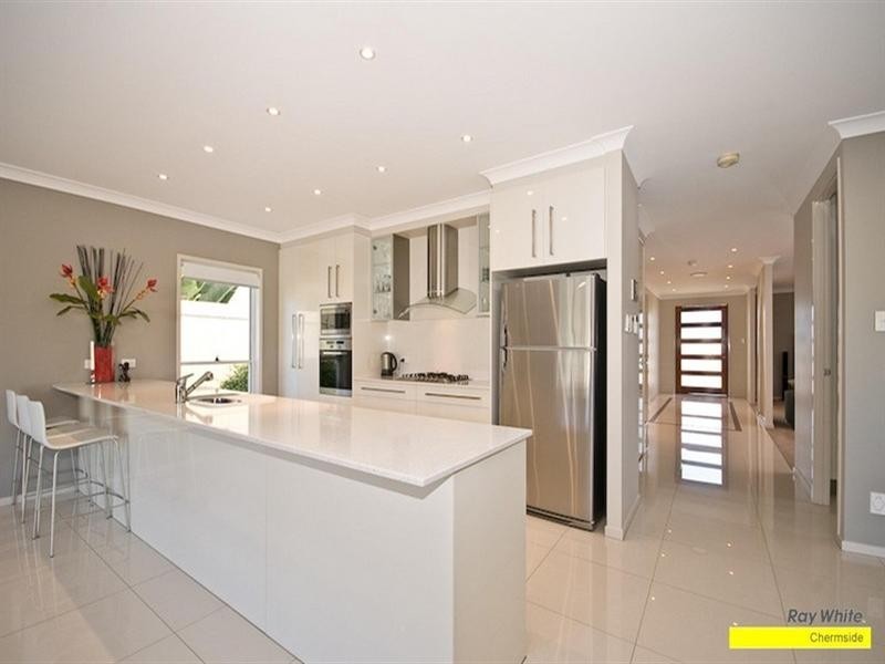 21 Travorten Drive, Bridgeman Downs QLD 4035