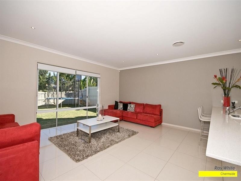 21 Travorten Drive, Bridgeman Downs QLD 4035