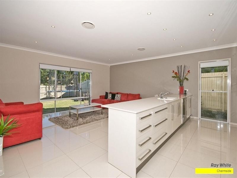 21 Travorten Drive, Bridgeman Downs QLD 4035