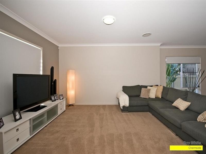 21 Travorten Drive, Bridgeman Downs QLD 4035