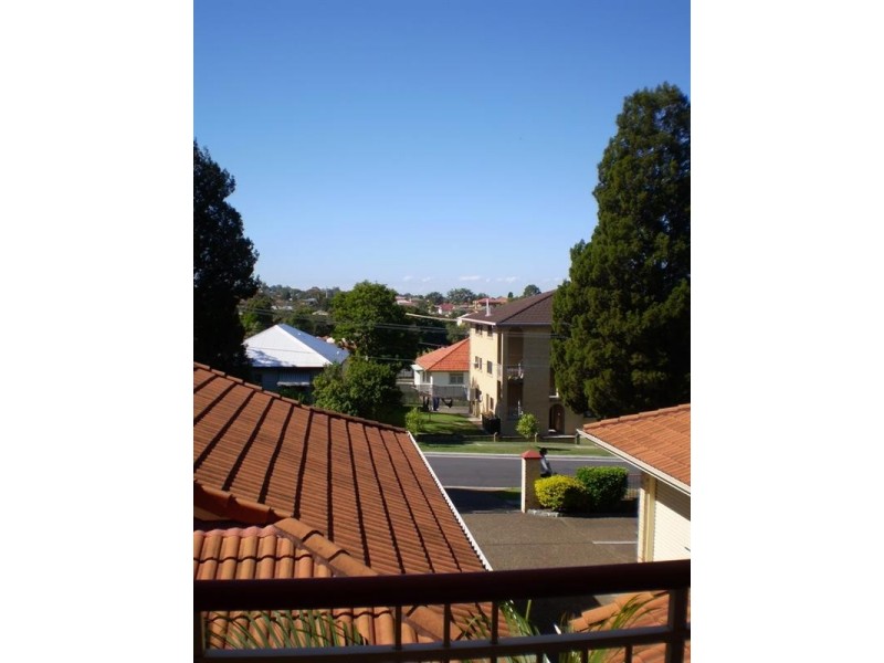 4/26 Hilltop Avenue, Chermside QLD 4032