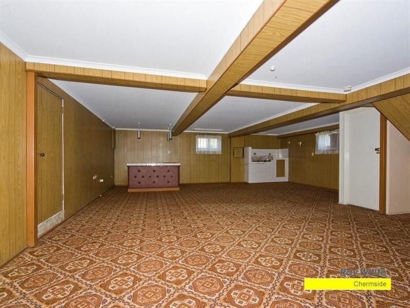 8 Geraldine Street, Wavell Heights QLD 4012