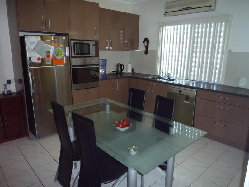 2 Pechey Street, Chermside QLD 4032