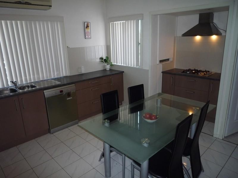 2 Pechey Street, Chermside QLD 4032