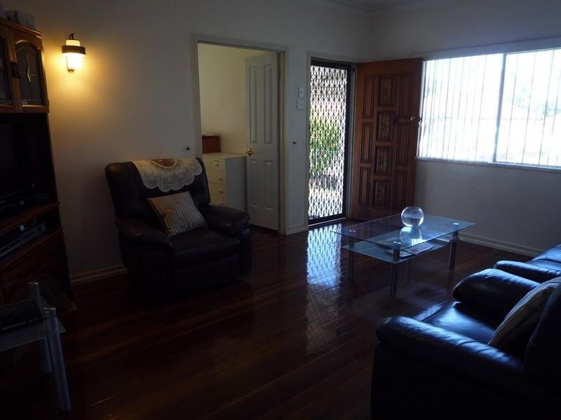 2 Pechey Street, Chermside QLD 4032