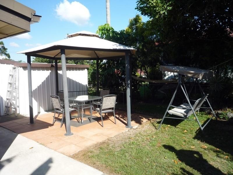 2 Pechey Street, Chermside QLD 4032