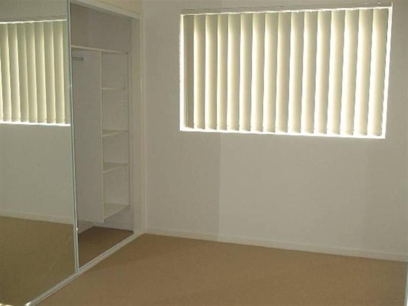 2/8 Kingsmill Street, Chermside QLD 4032