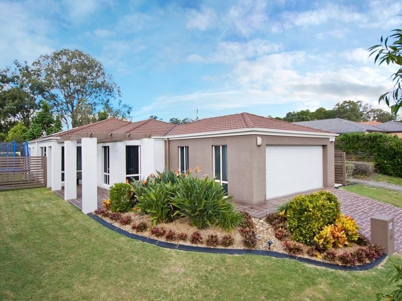 27 Cyperus Crescent, Carseldine QLD 4034