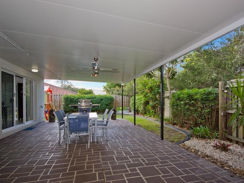 27 Cyperus Crescent, Carseldine QLD 4034