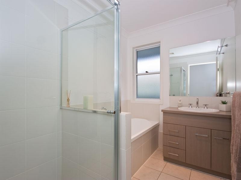 27 Cyperus Crescent, Carseldine QLD 4034