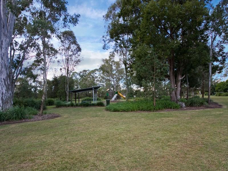 27 Cyperus Crescent, Carseldine QLD 4034