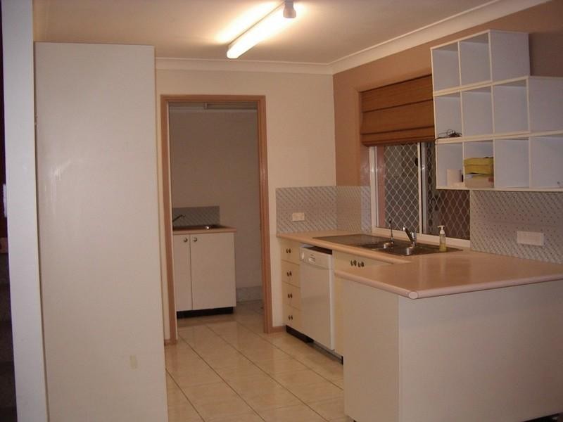 4/125 Farnell Street, Chermside QLD 4032