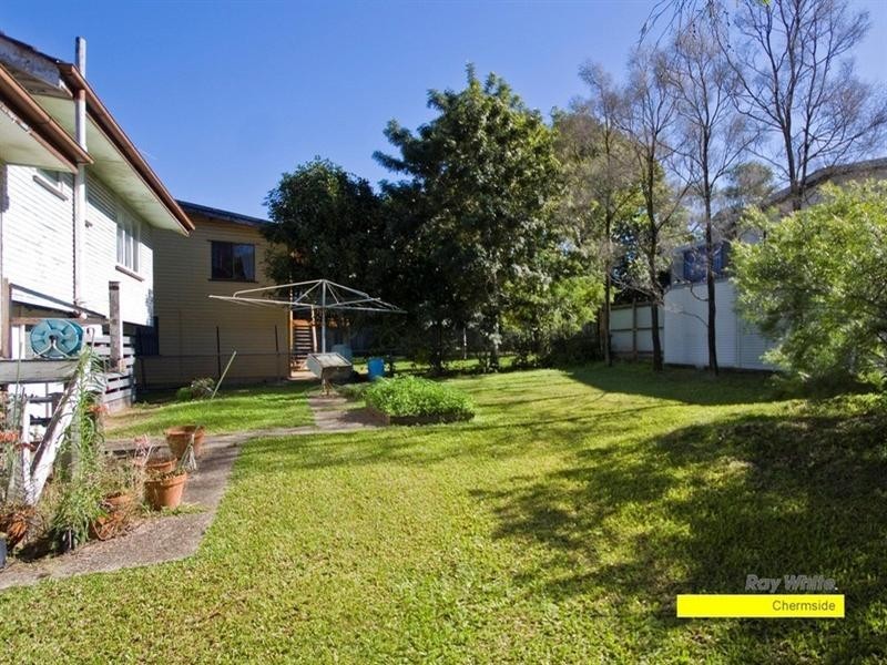 29 Kinnerton Street, Chermside West QLD 4032