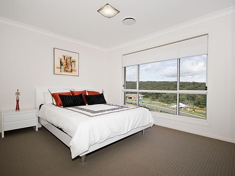 7 Dennisvale Drive, Daisy Hill QLD 4127