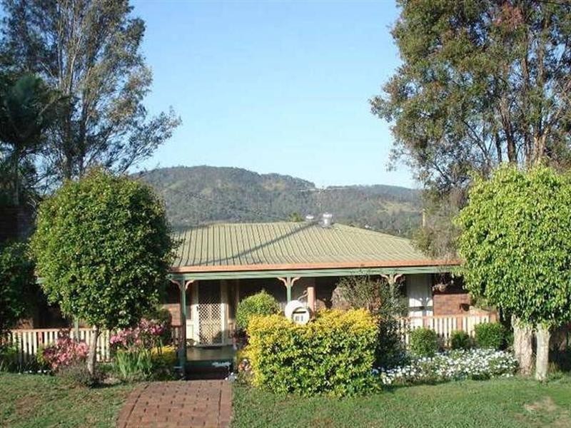 61 Roderick Street, Dayboro QLD 4521