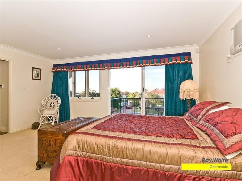 11 Noela Close, Carseldine QLD 4034