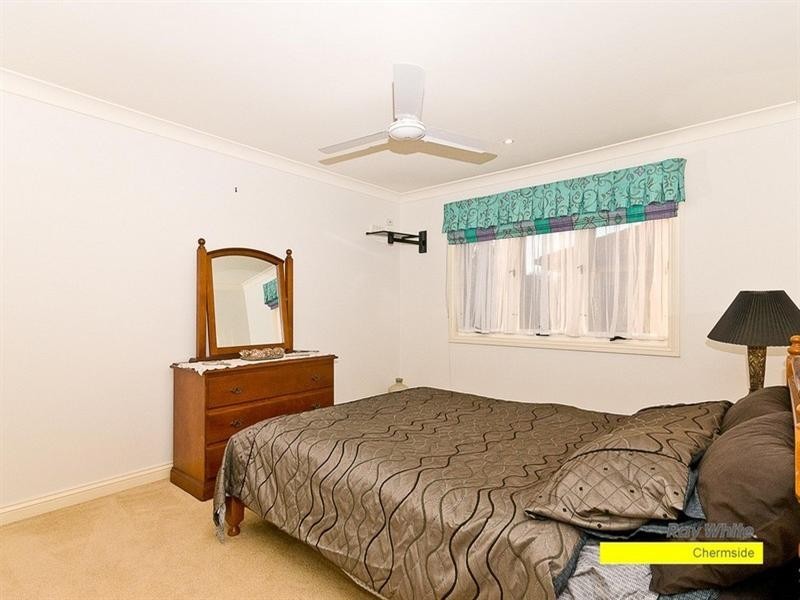 11 Noela Close, Carseldine QLD 4034