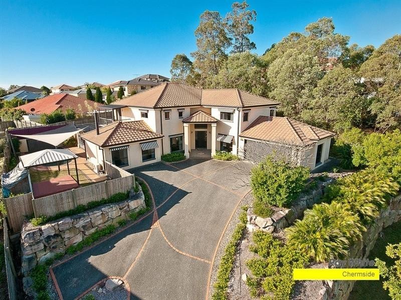 12 Aquarius Place, Bridgeman Downs QLD 4035