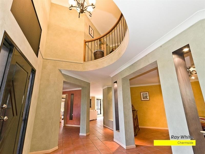 12 Aquarius Place, Bridgeman Downs QLD 4035