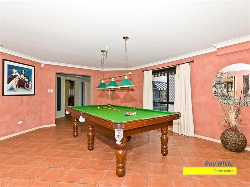 12 Aquarius Place, Bridgeman Downs QLD 4035