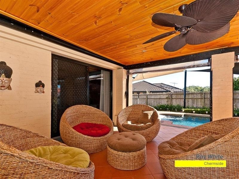 12 Aquarius Place, Bridgeman Downs QLD 4035