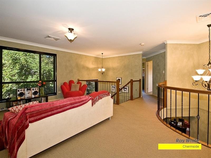 12 Aquarius Place, Bridgeman Downs QLD 4035