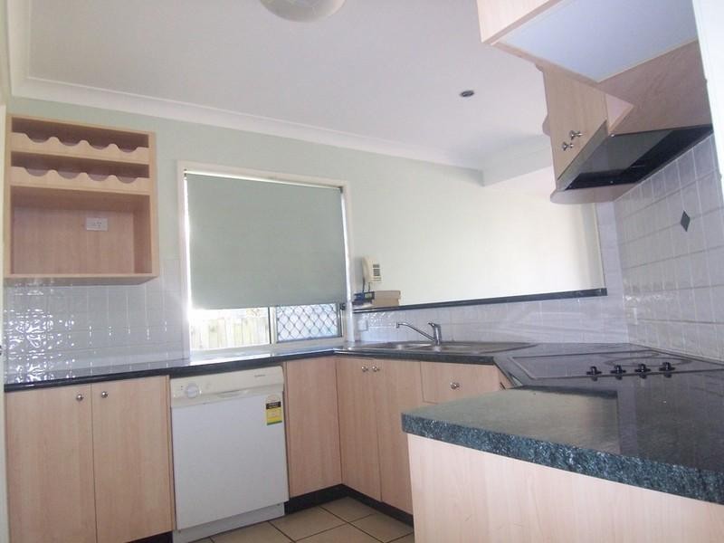 2/55 Latham Street, Chermside QLD 4032