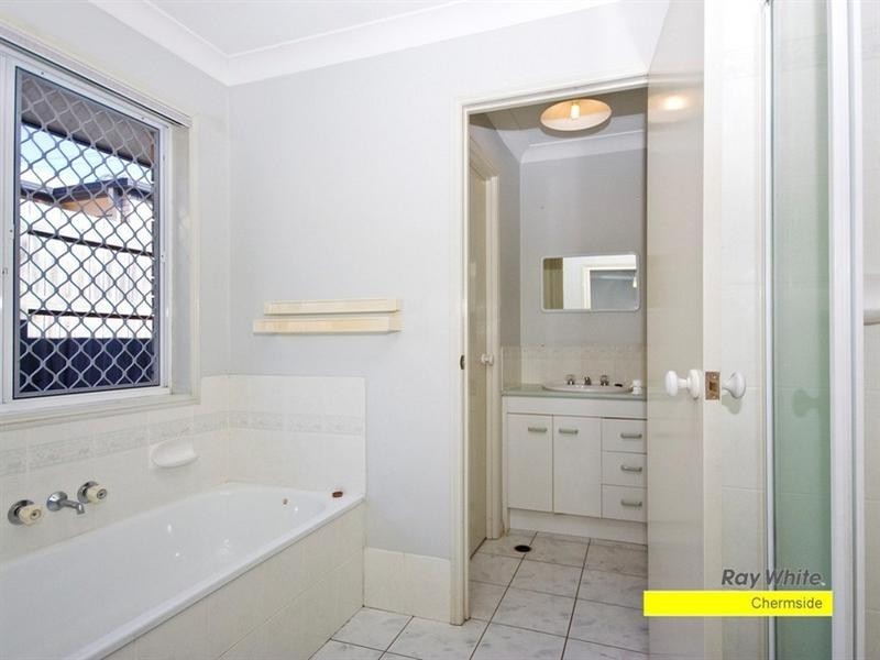 26 Tallowwood Place, Taigum QLD 4018