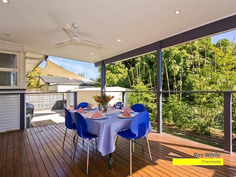 303 Murphy Road, Geebung QLD 4034