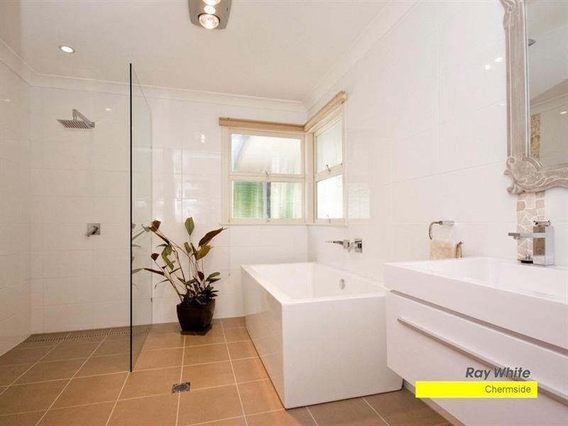 303 Murphy Road, Geebung QLD 4034