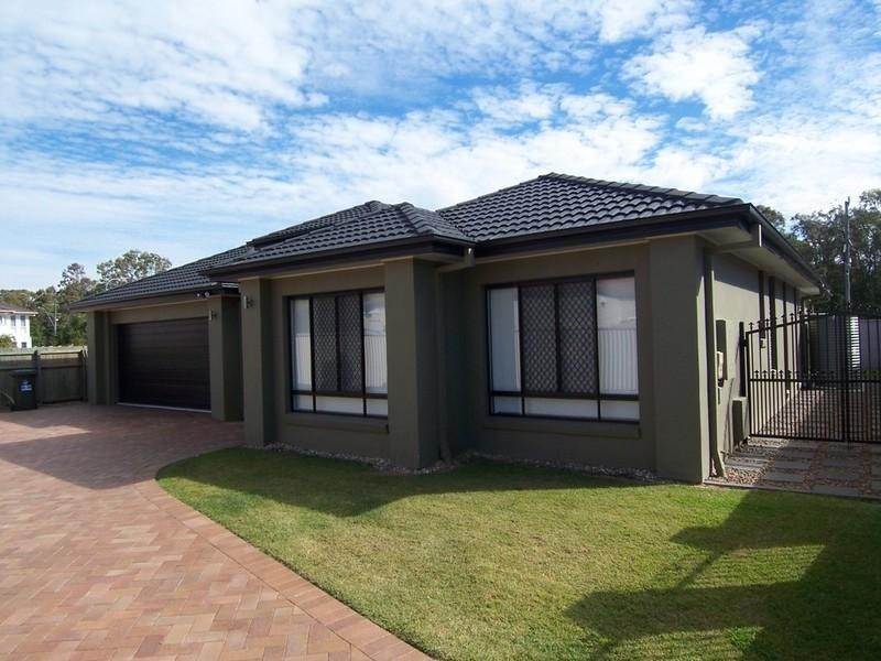 16 Crowcombe Place, Carseldine QLD 4034