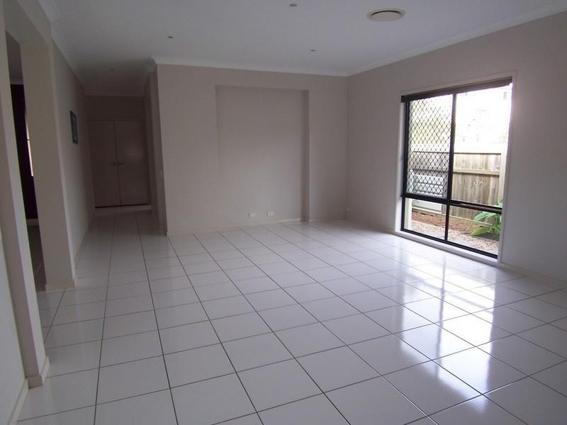 16 Crowcombe Place, Carseldine QLD 4034