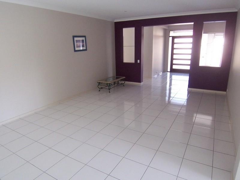 16 Crowcombe Place, Carseldine QLD 4034