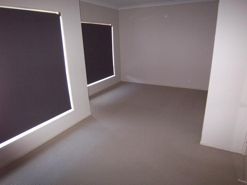 16 Crowcombe Place, Carseldine QLD 4034