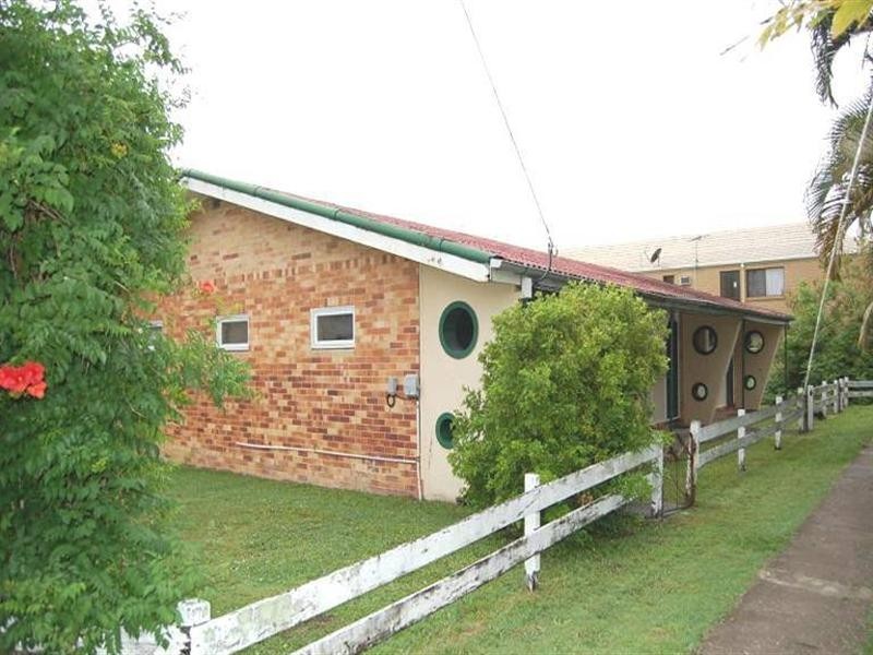 2/49 Henry Street, Chermside QLD 4032