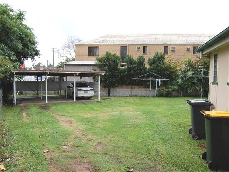 2/49 Henry Street, Chermside QLD 4032