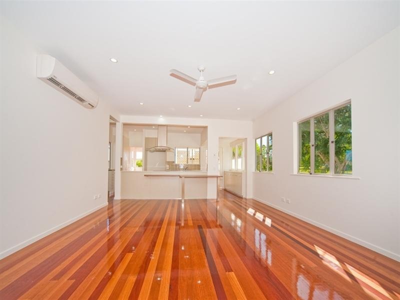 67 Kingsmill Street, Chermside QLD 4032