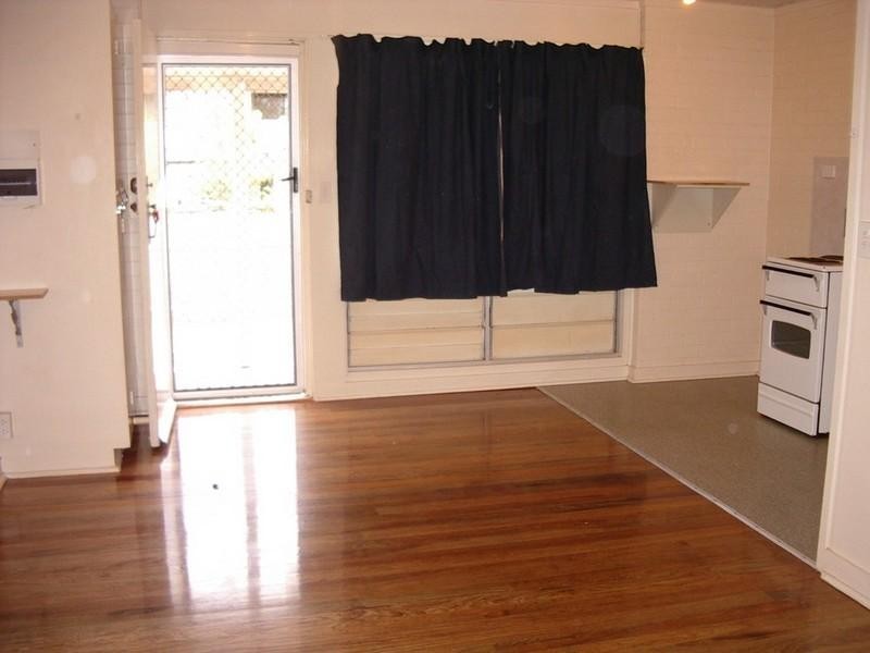 2/24 Rowell Street, Zillmere QLD 4034