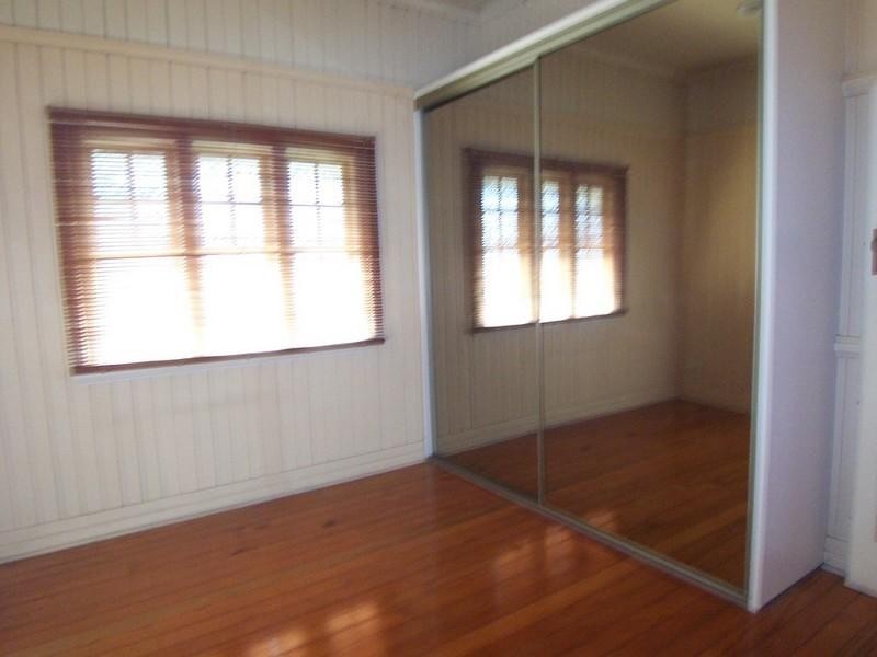 31 Mermaid Street, Chermside QLD 4032