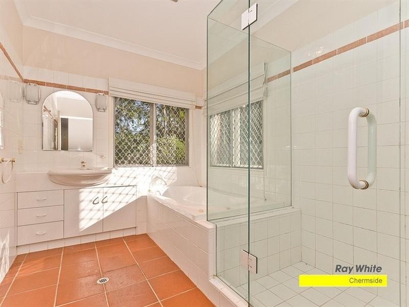 Bridgeman Downs QLD 4035